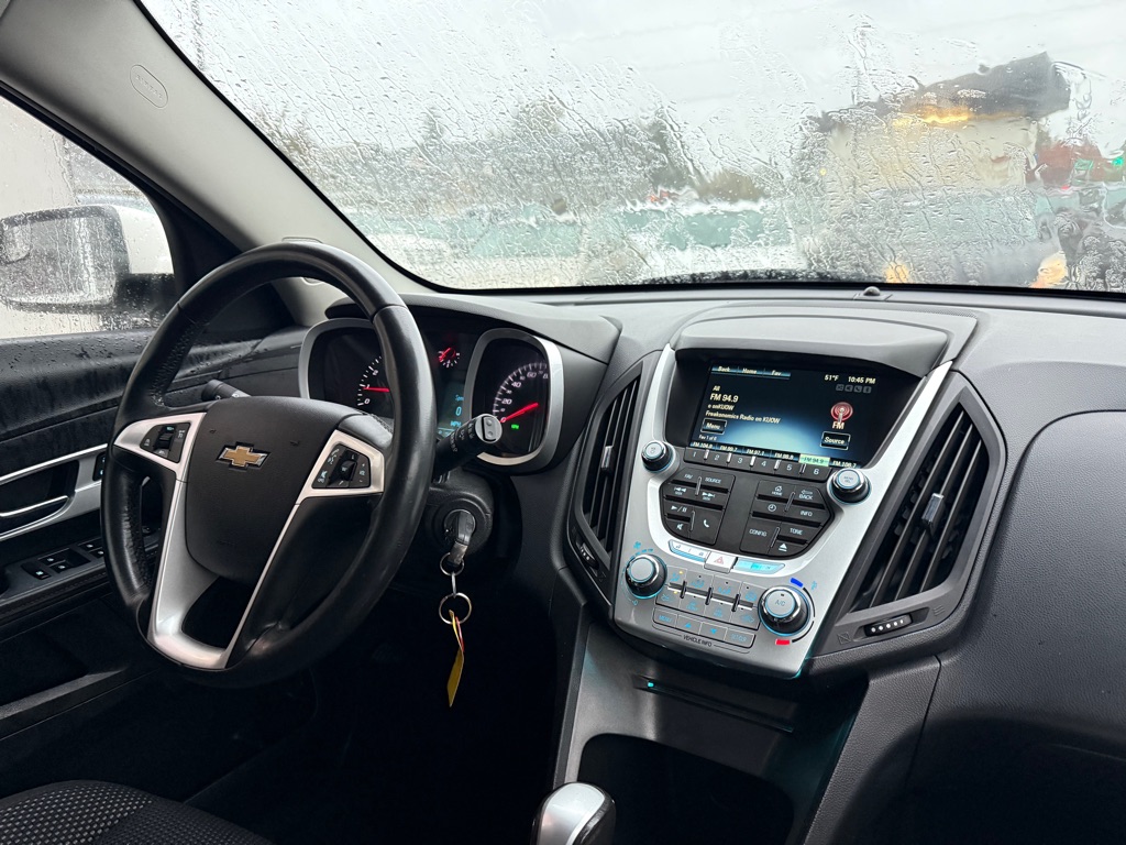 Photo 18 of this CHEVROLET EQUINOX
