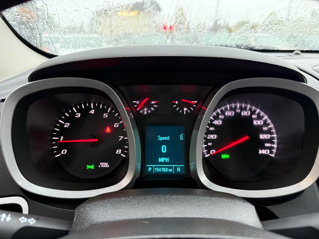 Photo 19 of this CHEVROLET EQUINOX
