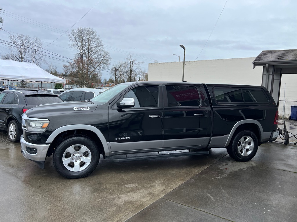 Photo 4 of this RAM 1500