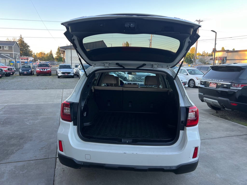 Photo 15 of this SUBARU OUTBACK