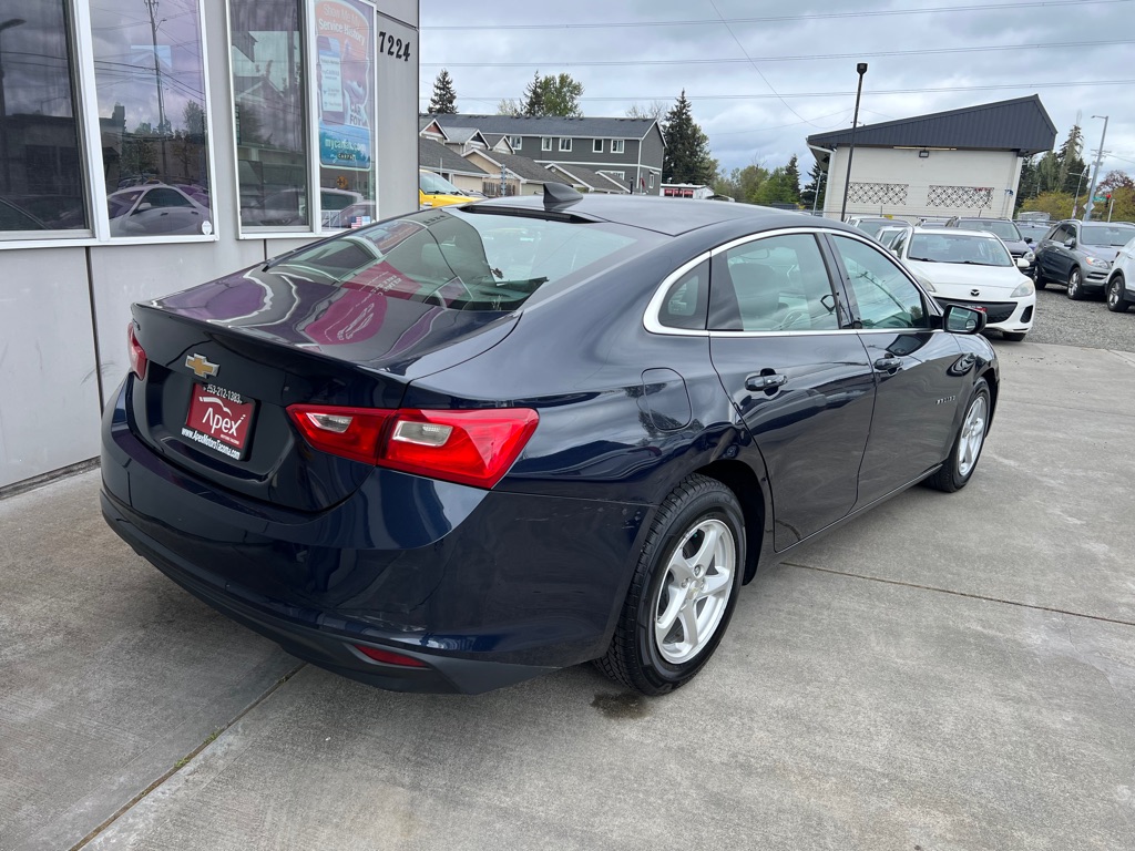 Photo 7 of this CHEVROLET MALIBU