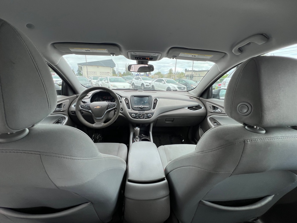 Photo 12 of this CHEVROLET MALIBU