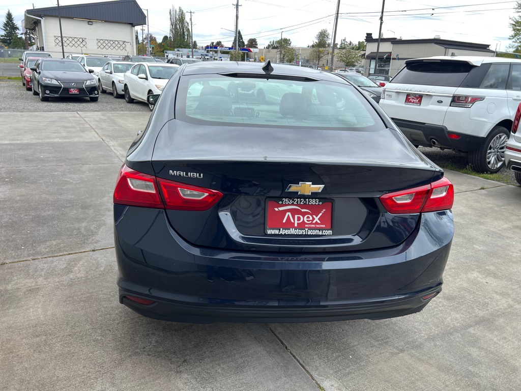 Photo 6 of this CHEVROLET MALIBU