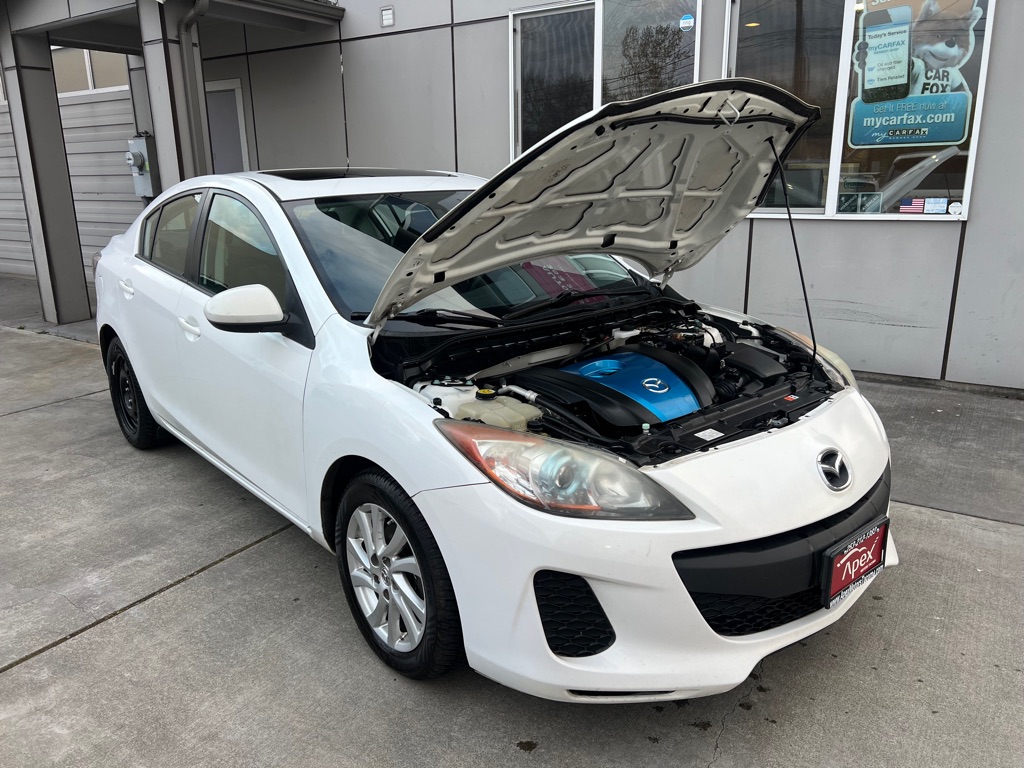 Photo 19 of this MAZDA MAZDA3