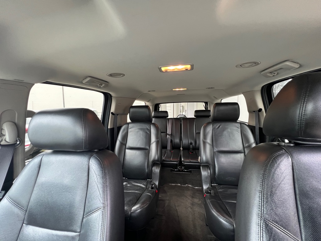 Photo 22 of this GMC YUKON XL