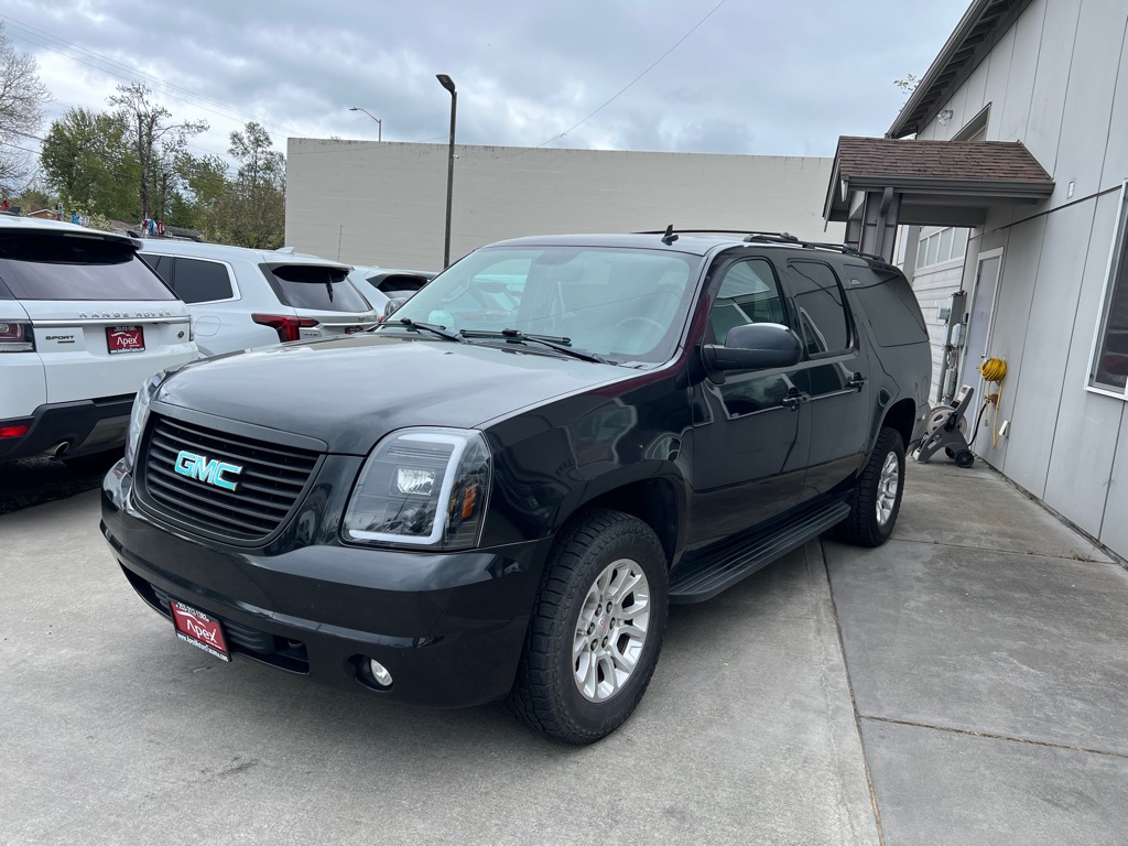 Photo 3 of this GMC YUKON XL