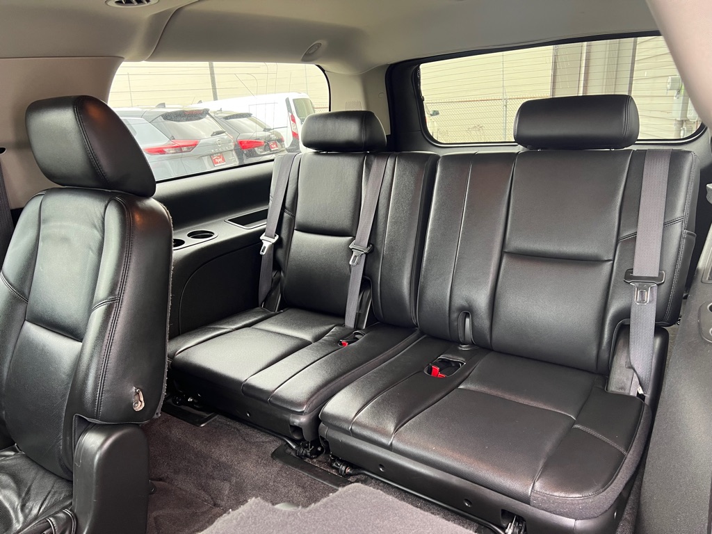 Photo 15 of this GMC YUKON XL