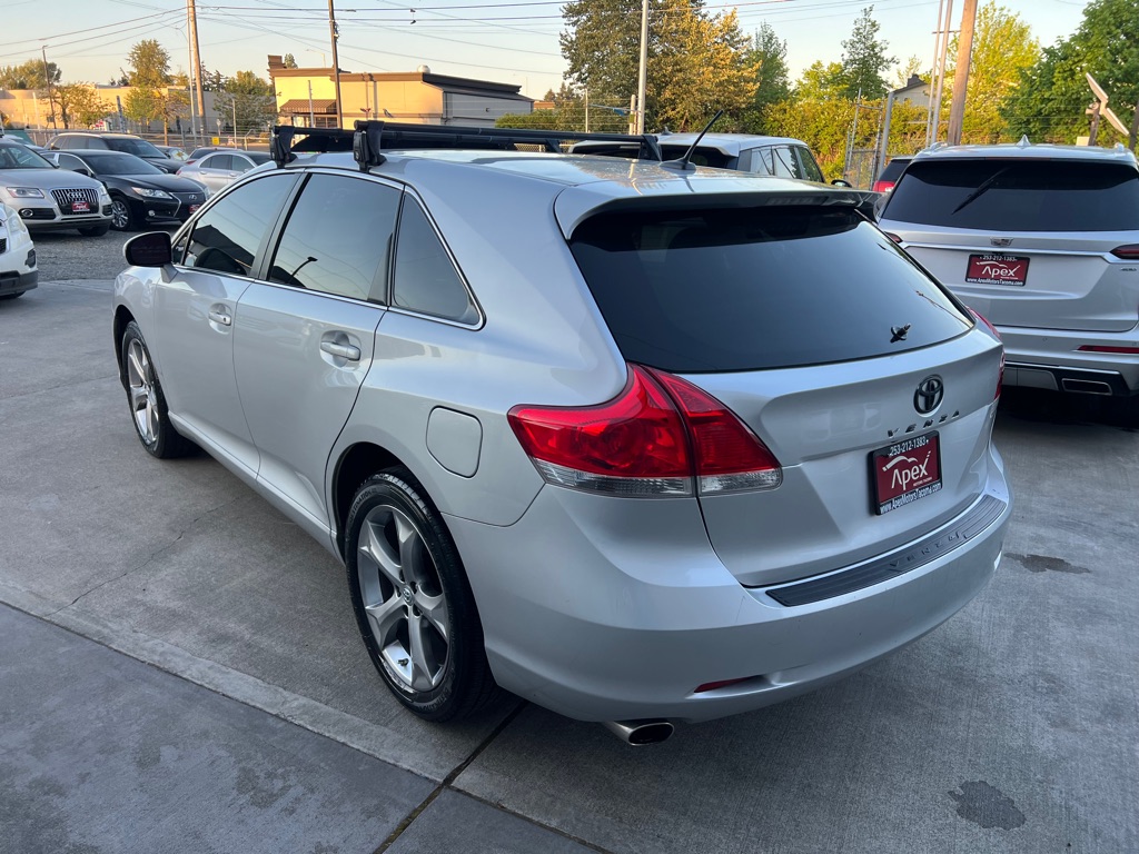 Photo 5 of this TOYOTA VENZA