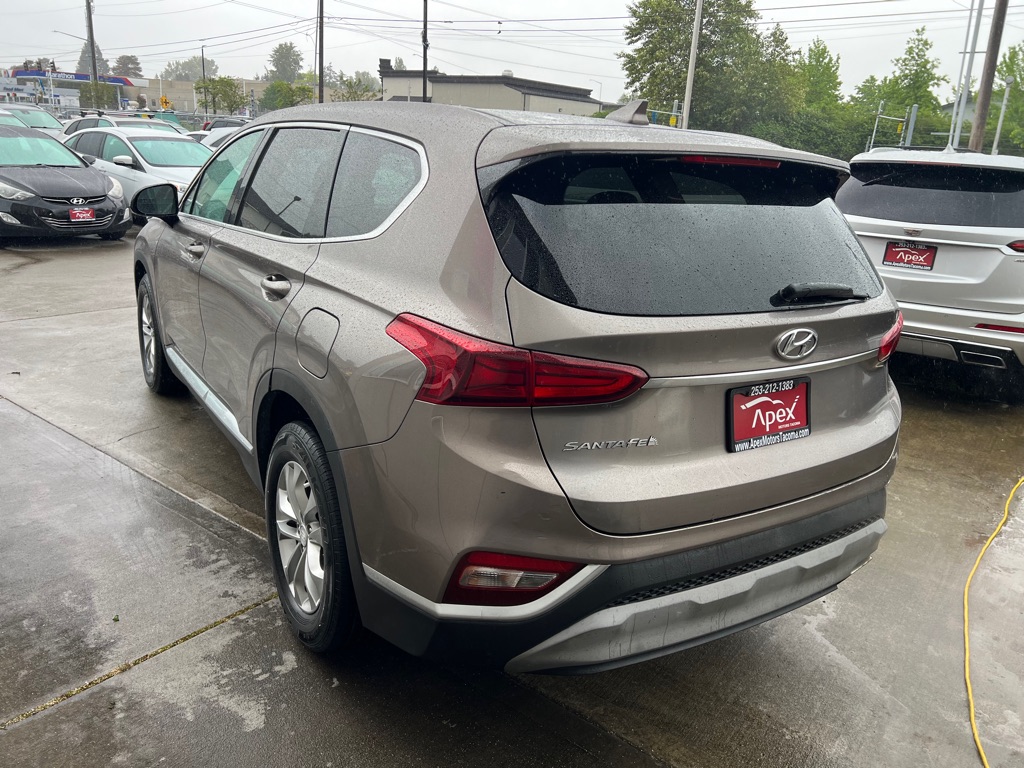 Photo 5 of this HYUNDAI SANTA FE