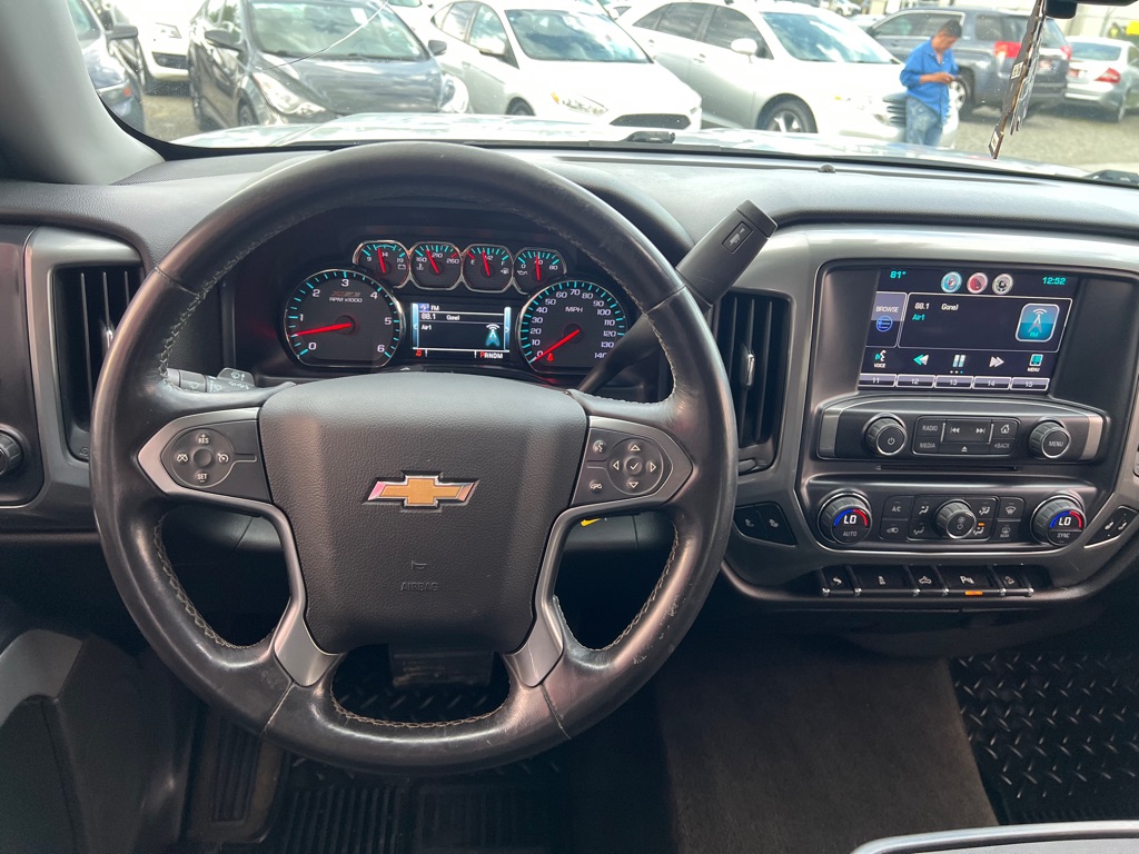 Photo 15 of this CHEVROLET SILVERADO 1500