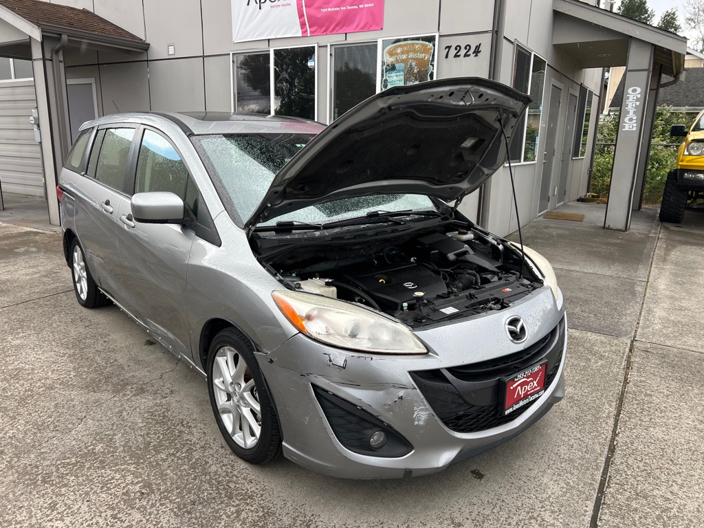 Photo 22 of this MAZDA MAZDA5