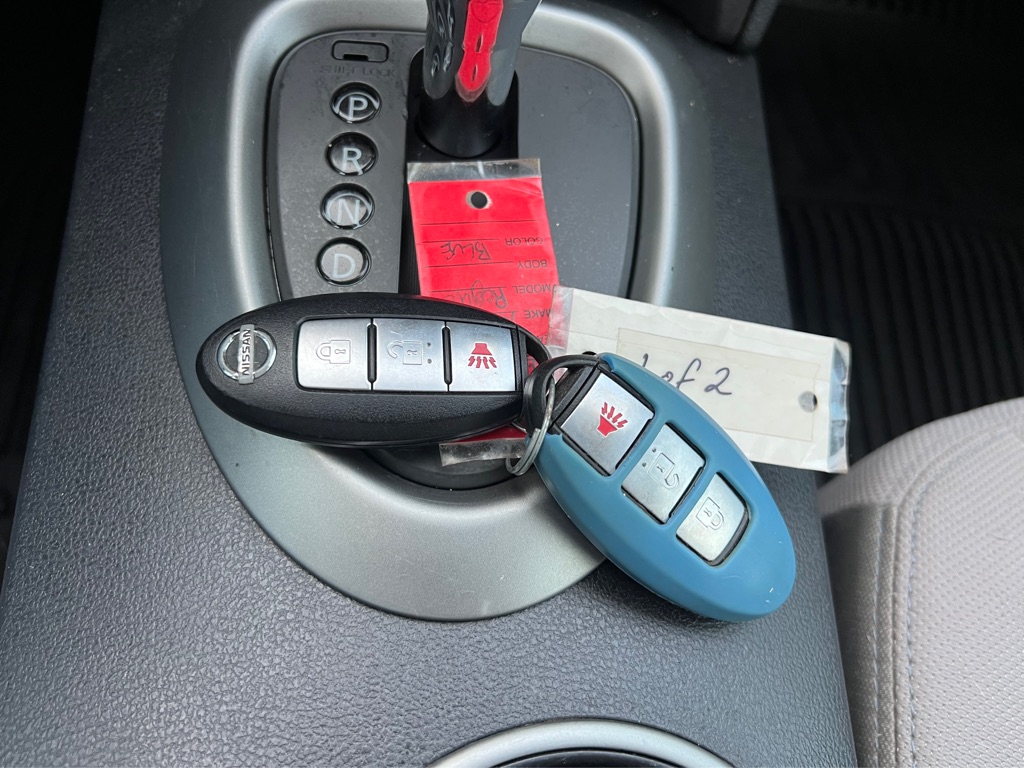 Photo 21 of this NISSAN ROGUE