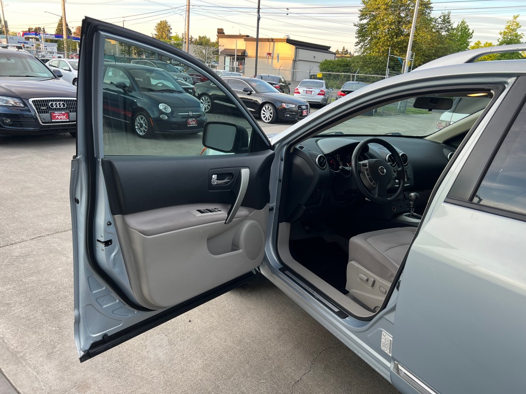Photo 11 of this NISSAN ROGUE