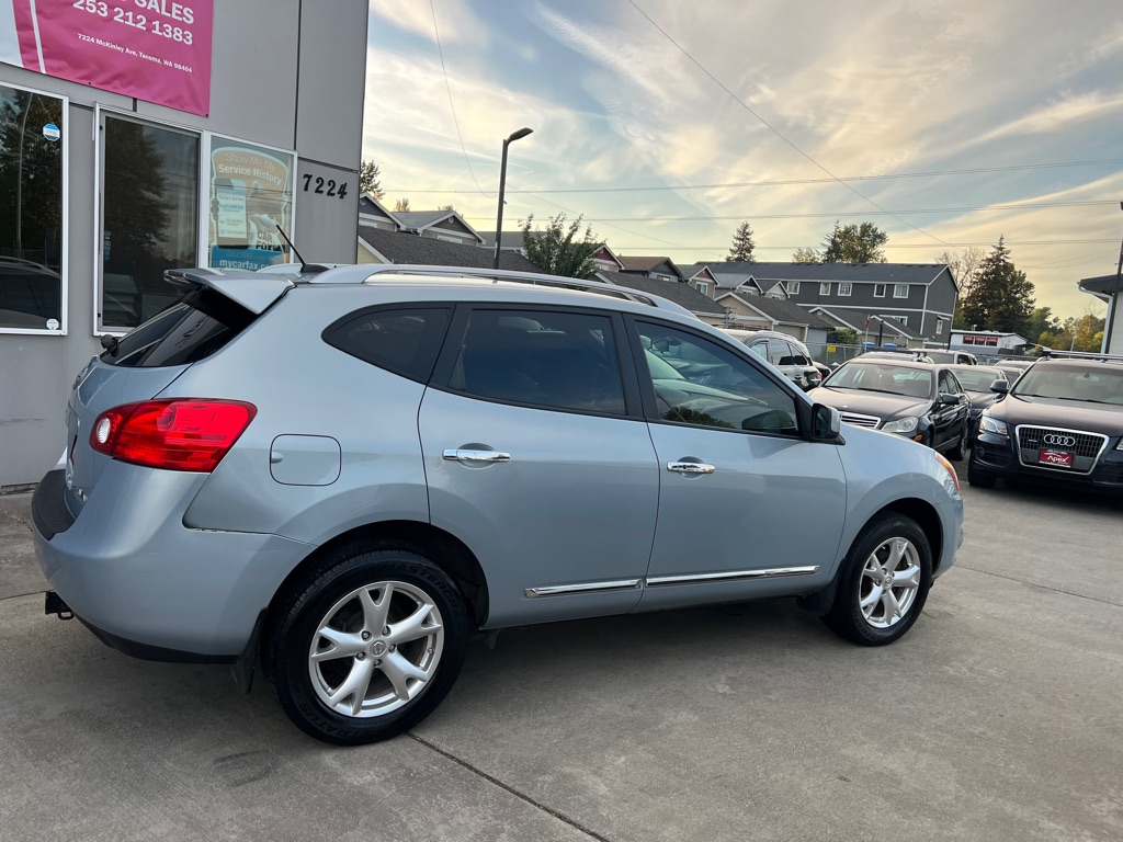 Photo 8 of this NISSAN ROGUE