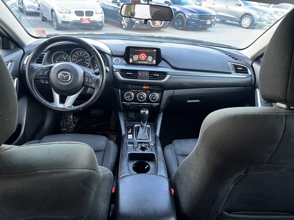 Photo 12 of this MAZDA MAZDA6