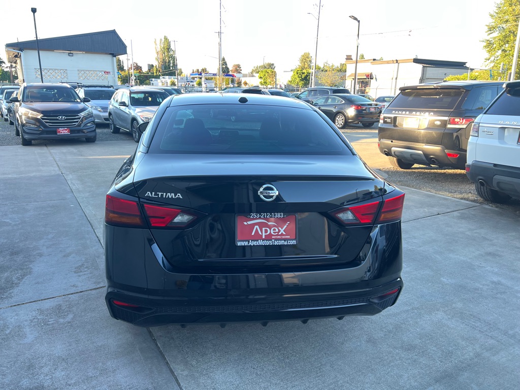 Photo 6 of this NISSAN ALTIMA