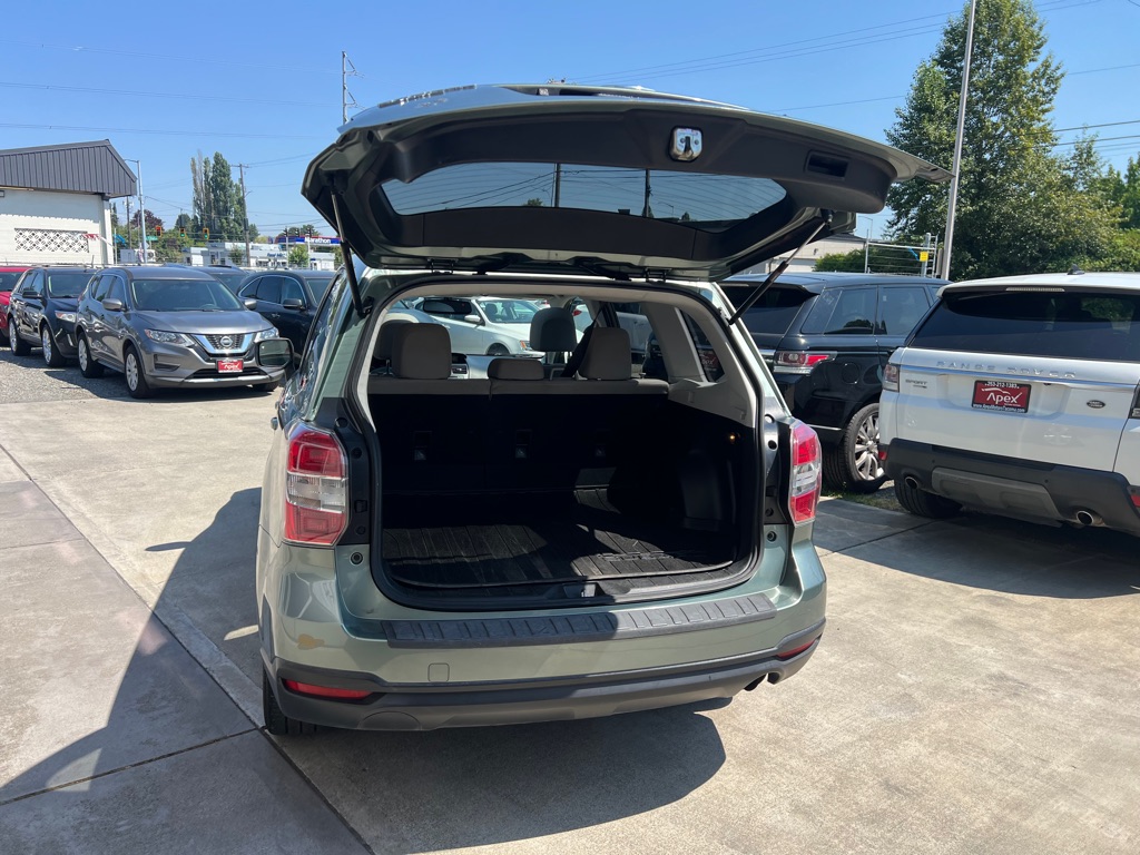 Photo 16 of this SUBARU FORESTER