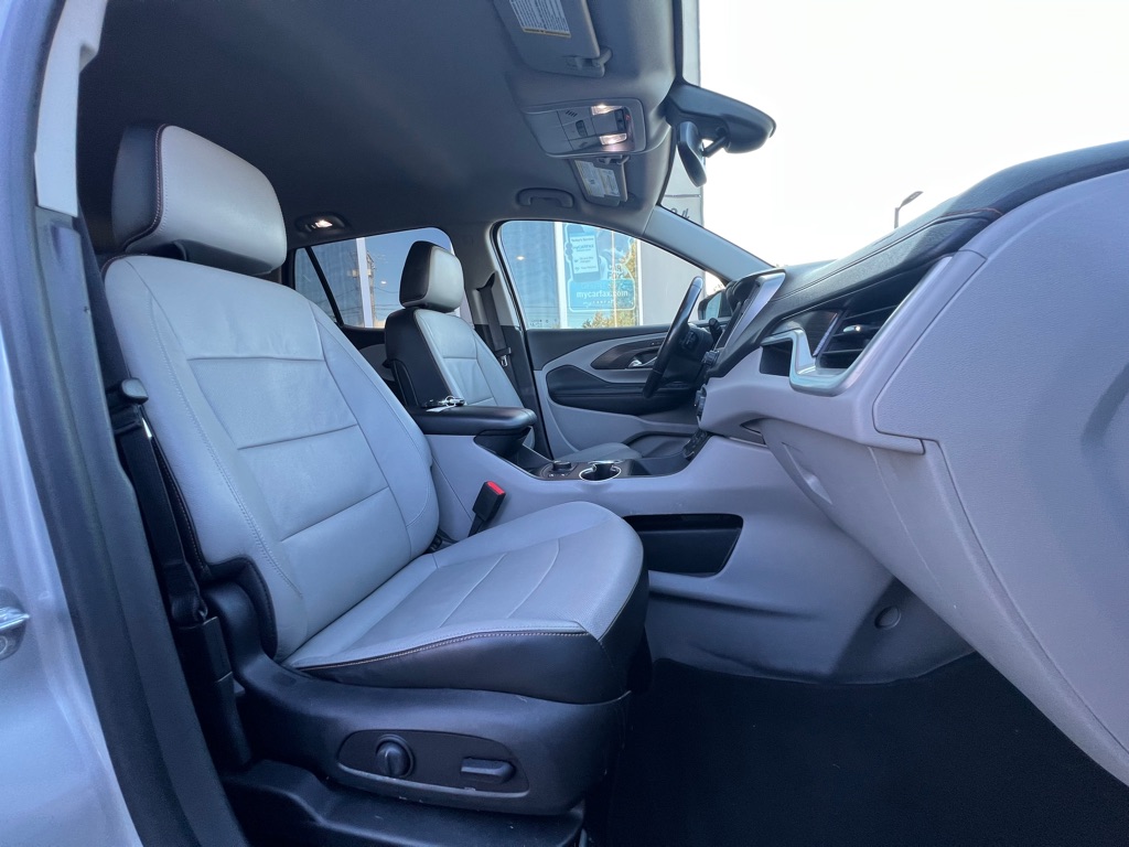Photo 20 of this GMC TERRAIN