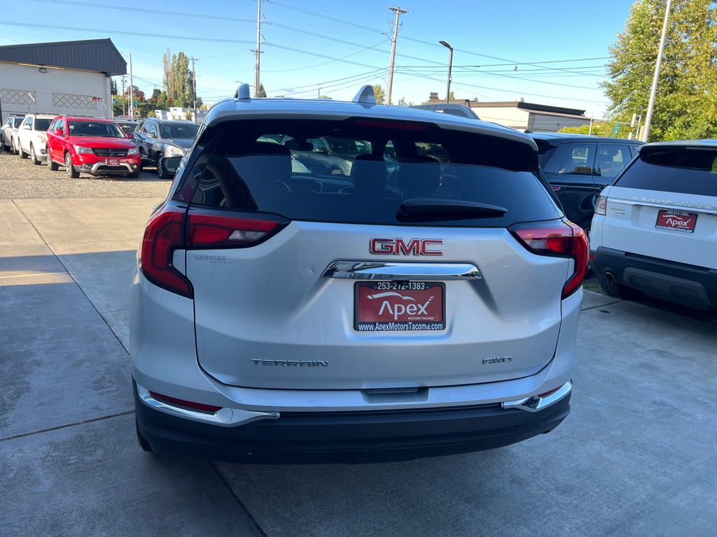 Photo 6 of this GMC TERRAIN