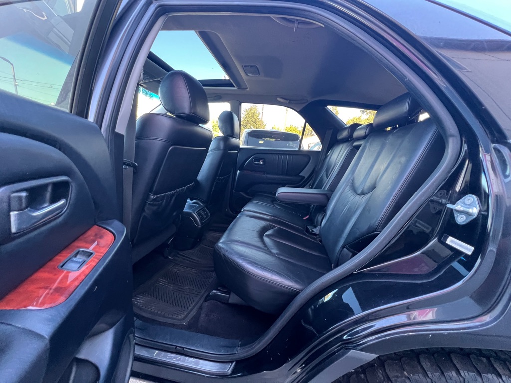 Photo 13 of this LEXUS RX 300