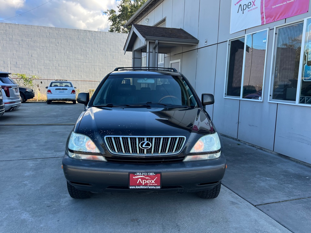 Photo 2 of this LEXUS RX 300