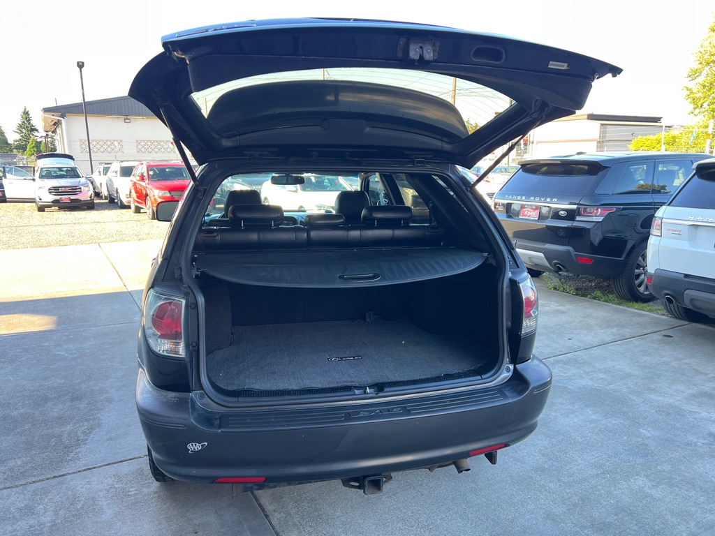 Photo 16 of this LEXUS RX 300