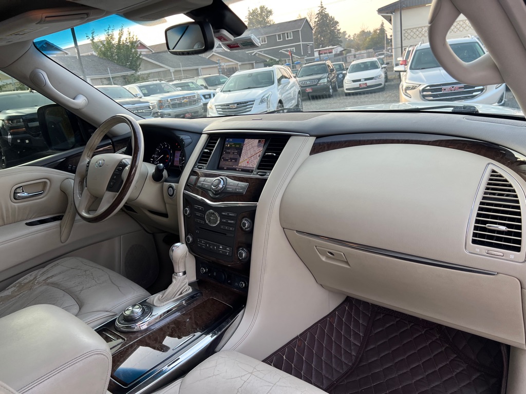 Photo 20 of this INFINITI QX56