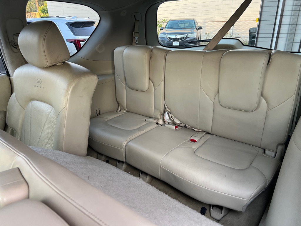 Photo 16 of this INFINITI QX56
