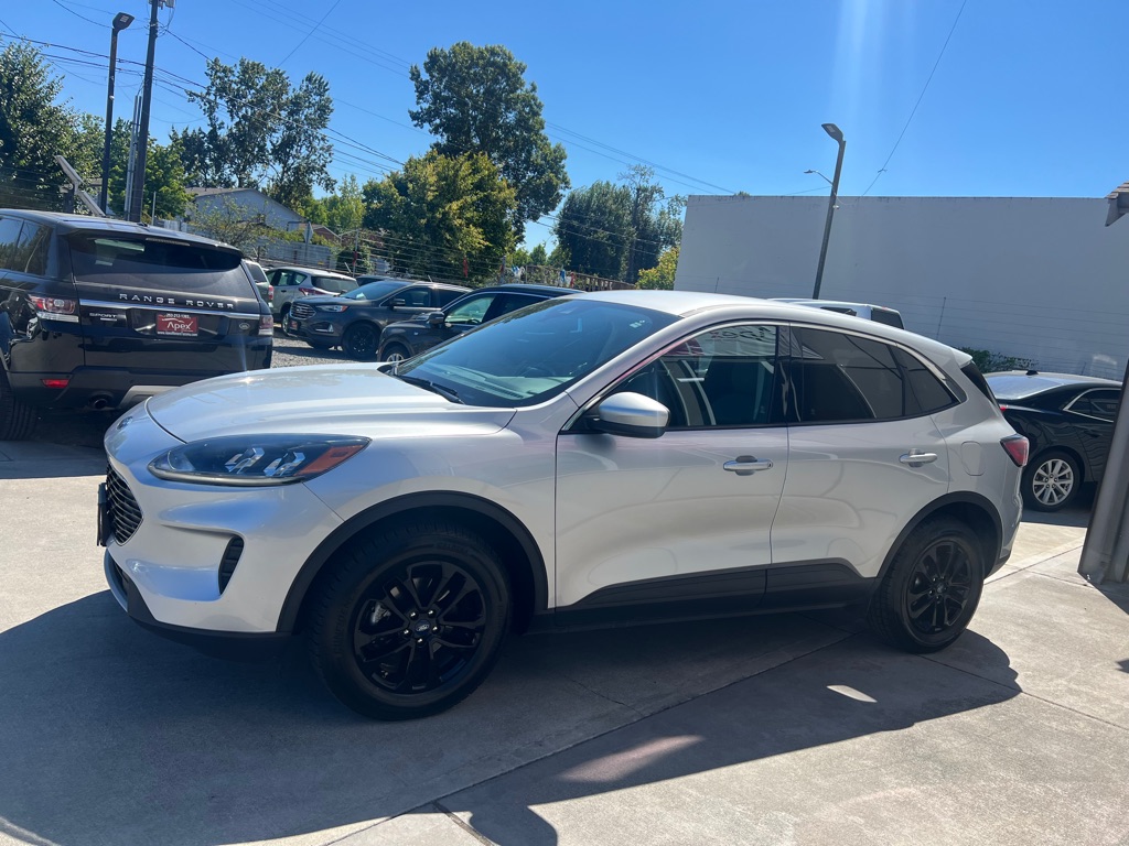 Photo 4 of this FORD ESCAPE