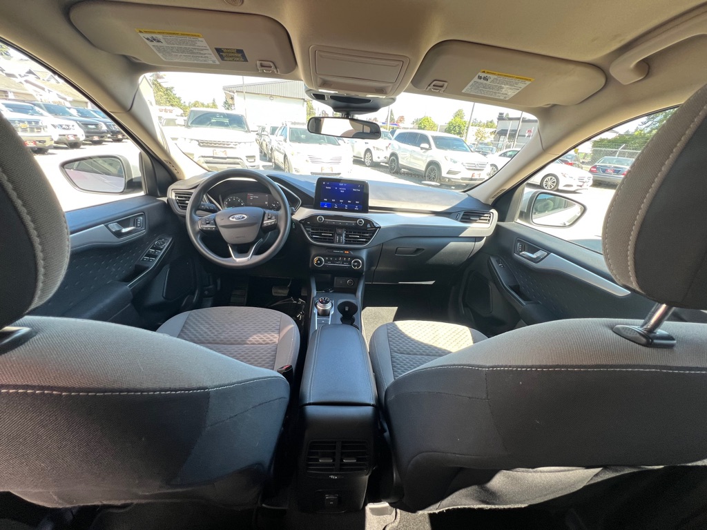 Photo 13 of this FORD ESCAPE