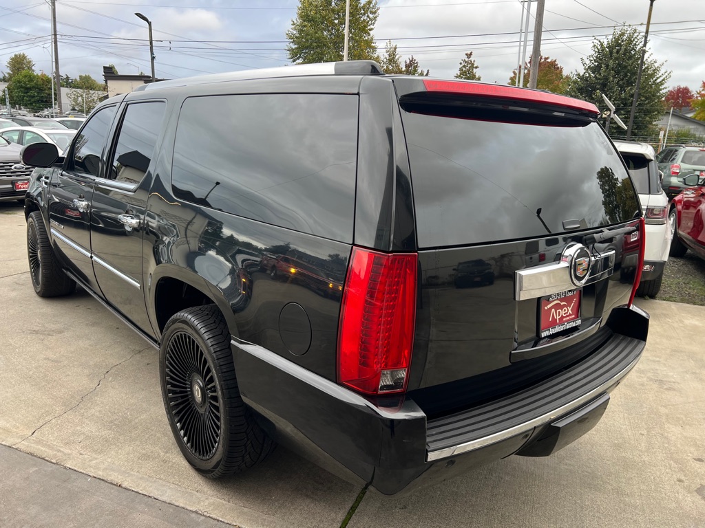 Photo 5 of this CADILLAC ESCALADE ESV