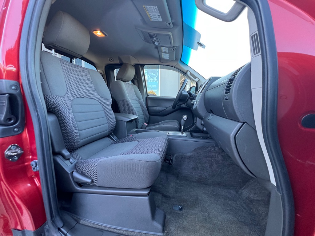 Photo 18 of this NISSAN FRONTIER