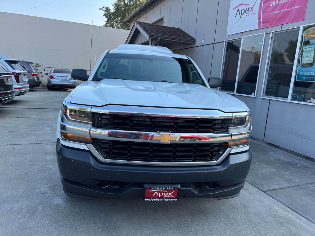 Photo 2 of this CHEVROLET SILVERADO 1500