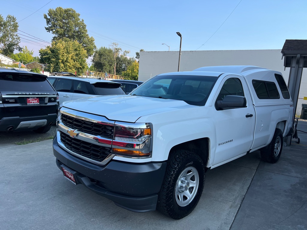 Photo 3 of this CHEVROLET SILVERADO 1500