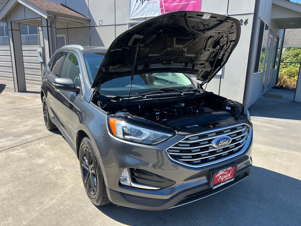 Photo 9 of this FORD EDGE