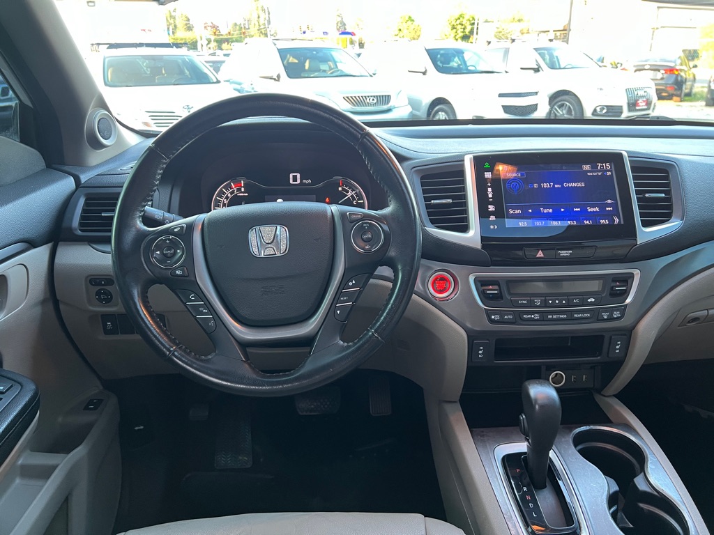 Photo 15 of this HONDA PILOT