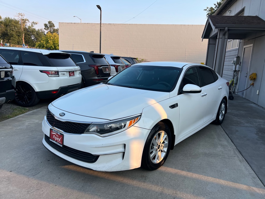 Photo 3 of this KIA OPTIMA
