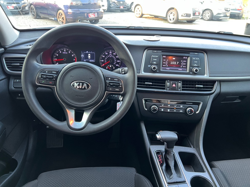 Photo 14 of this KIA OPTIMA