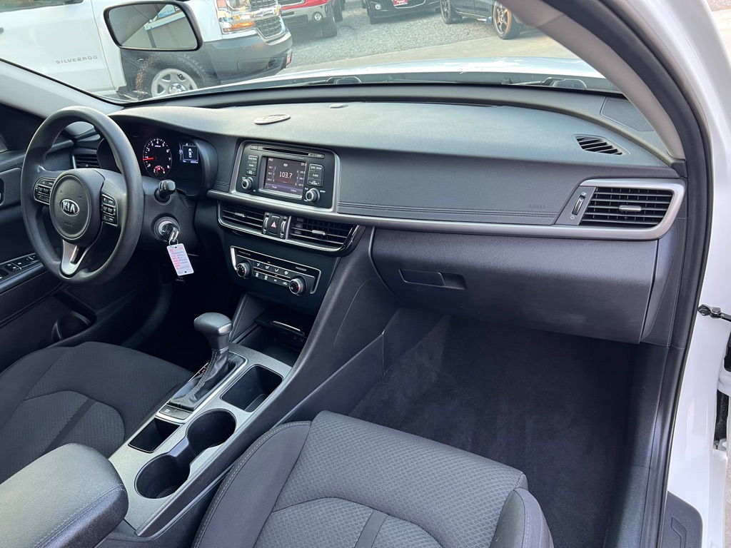 Photo 18 of this KIA OPTIMA