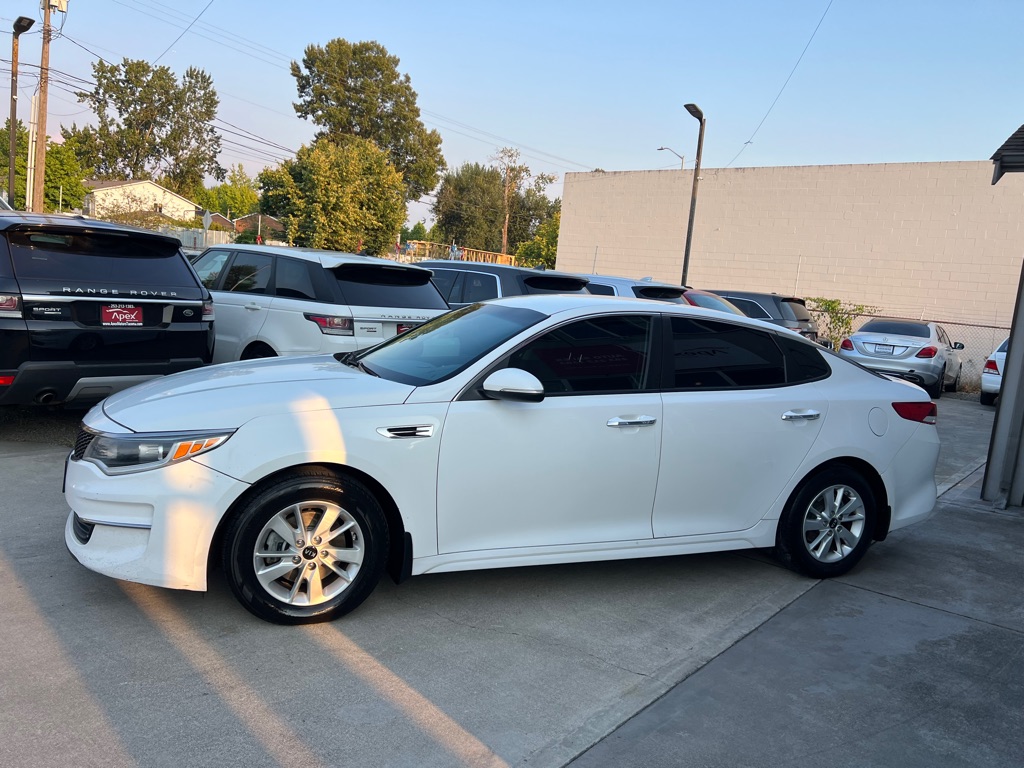 Photo 4 of this KIA OPTIMA