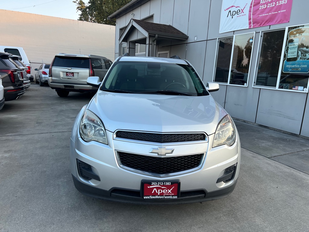 Photo 2 of this CHEVROLET EQUINOX