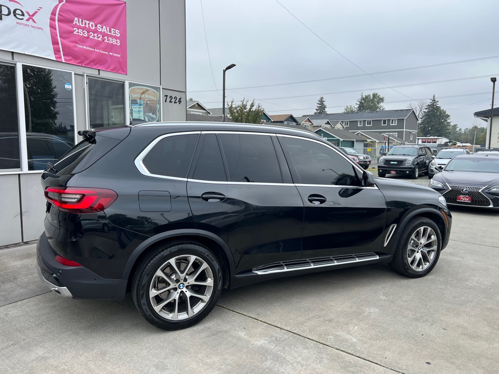 Photo 8 of this BMW X5