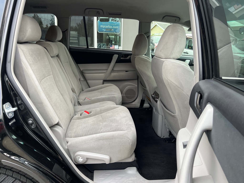 Photo 18 of this TOYOTA HIGHLANDER