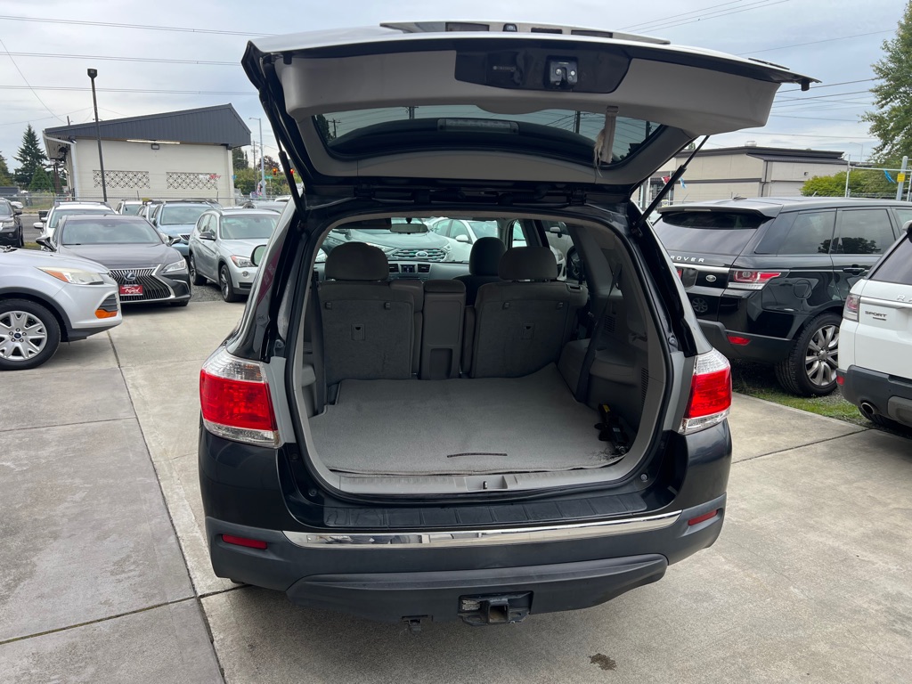 Photo 15 of this TOYOTA HIGHLANDER