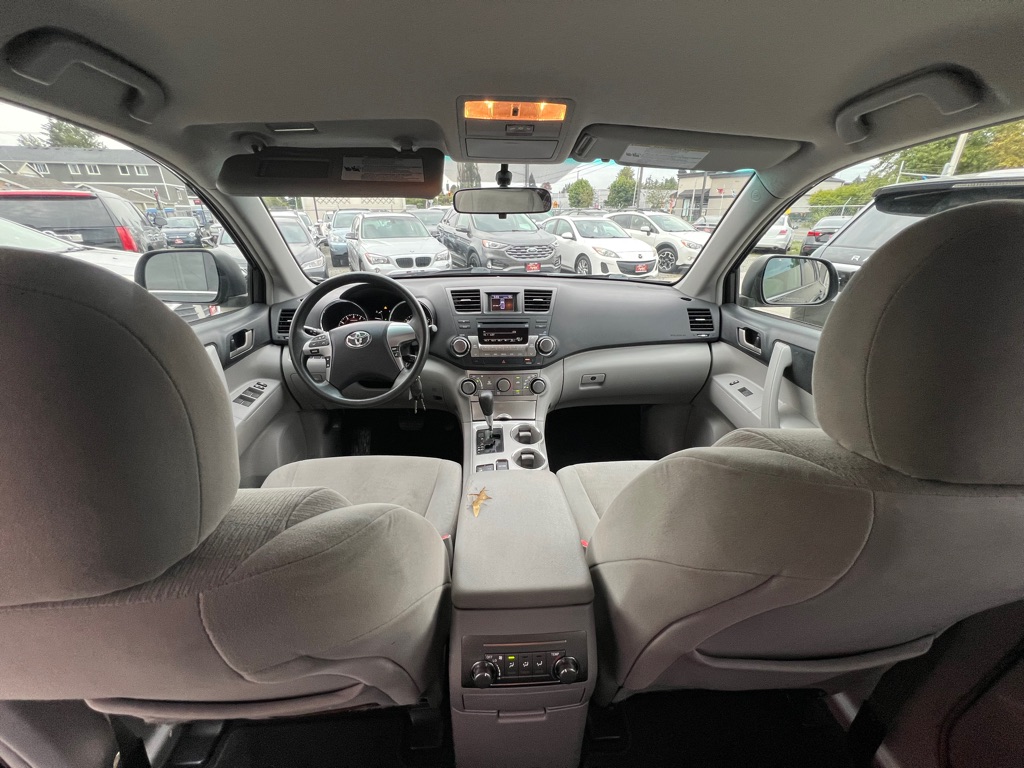 Photo 13 of this TOYOTA HIGHLANDER
