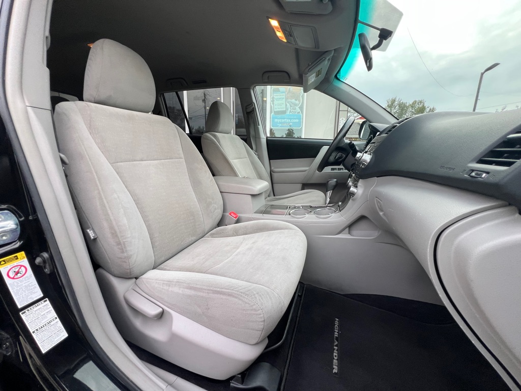 Photo 22 of this TOYOTA HIGHLANDER