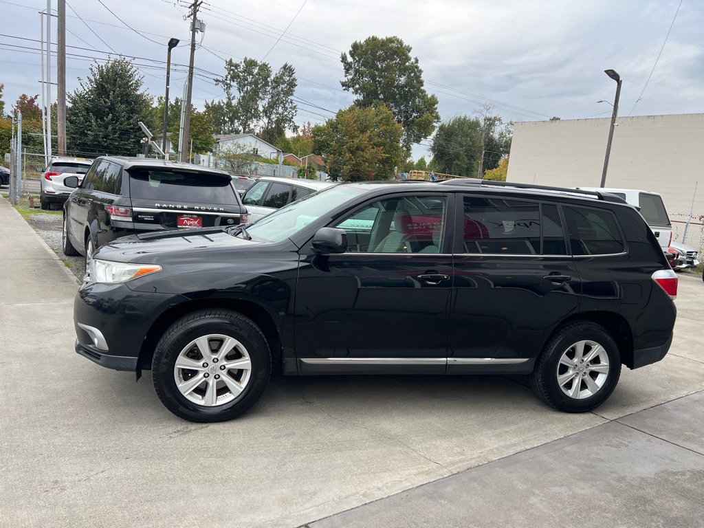 Photo 4 of this TOYOTA HIGHLANDER
