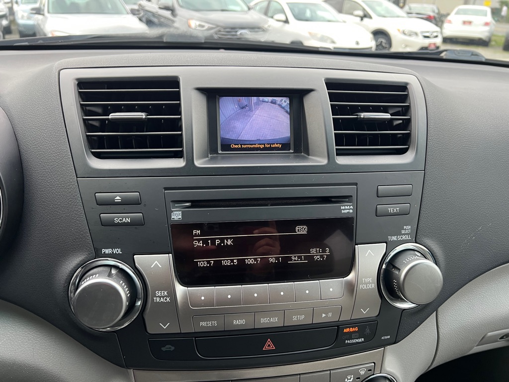 Photo 23 of this TOYOTA HIGHLANDER
