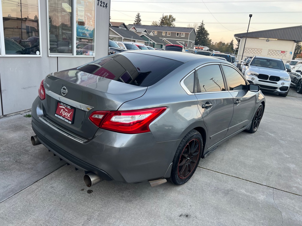 Photo 7 of this NISSAN ALTIMA