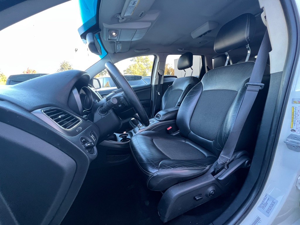 Photo 11 of this DODGE JOURNEY